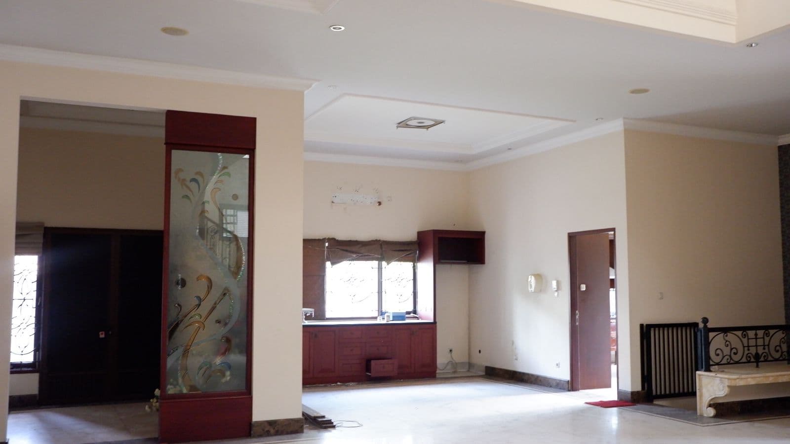 Dijual Rumah 2 Lantai di Graha Family